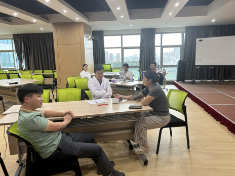 關(guān)愛員工健康，中醫(yī)理療進企業(yè)