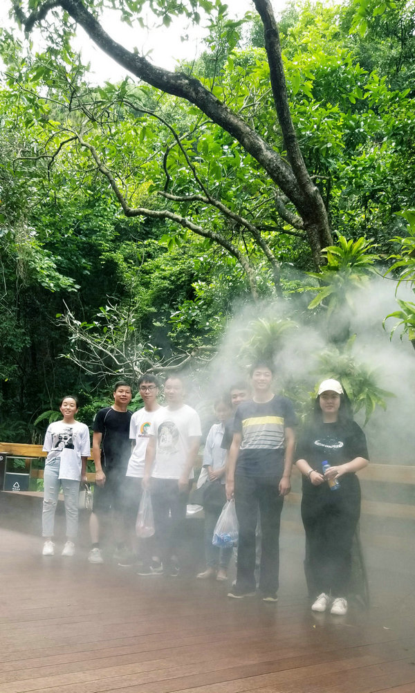 越是前進(jìn)，風(fēng)景越是迷人